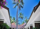 Bandos Maldives Территория Отеля