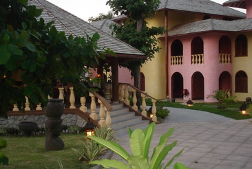 Castello Beach Hotel