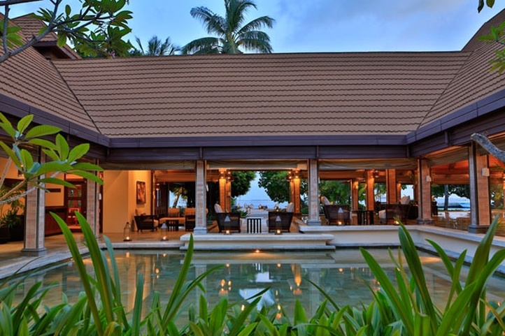 Niva Kurumba Maldives