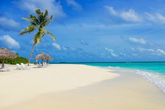 Furaveri Island Resort & Spa