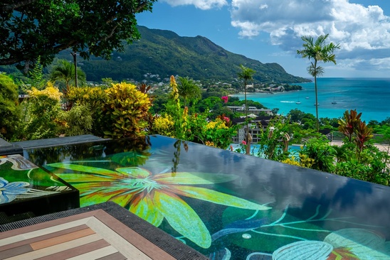 Gardens Hill Resort & Spa