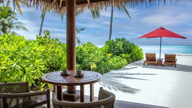 Melia Whale Lagoon Maldives