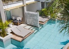 Sunrise Attitude Hotel