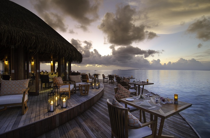 V Villas Maldives At Mirihi