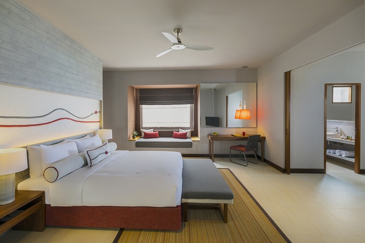 Niva Dhigali Maldives
