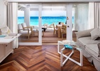Diamonds Thudufushi Beach & Water Villas