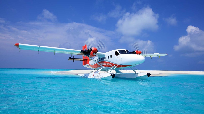 Cocoon Maldives Сиплейн Самолет