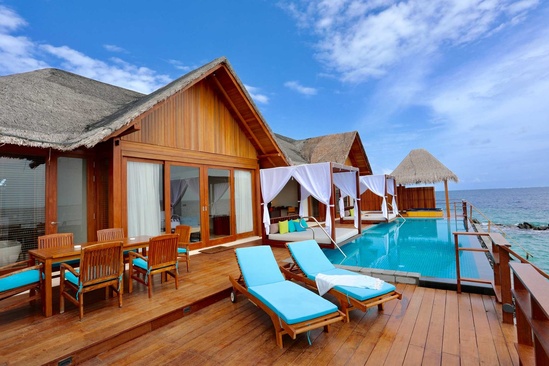 Furaveri Island Resort & Spa