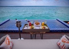 Grand Park Kodhipparu Maldives Романтический Ужин На Вилле