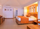 Adaaran Select Hudhuranfushi