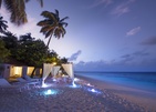 Diamonds Thudufushi Beach & Water Villas Бар На Пляже
