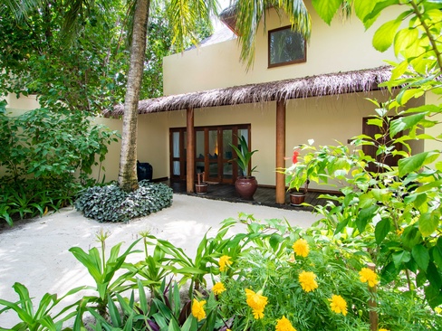 V Villas Maldives At Mirihi