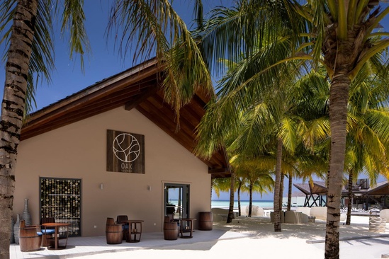 Kuredhivaru Resort And Spa (Ex.Movenpick Resort Kuredhivaru)