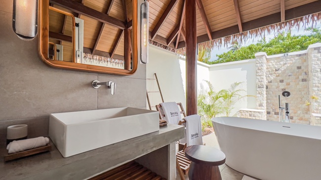 Melia Whale Lagoon Maldives
