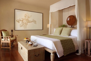 Kayumanis Sanur / Villas & Spa