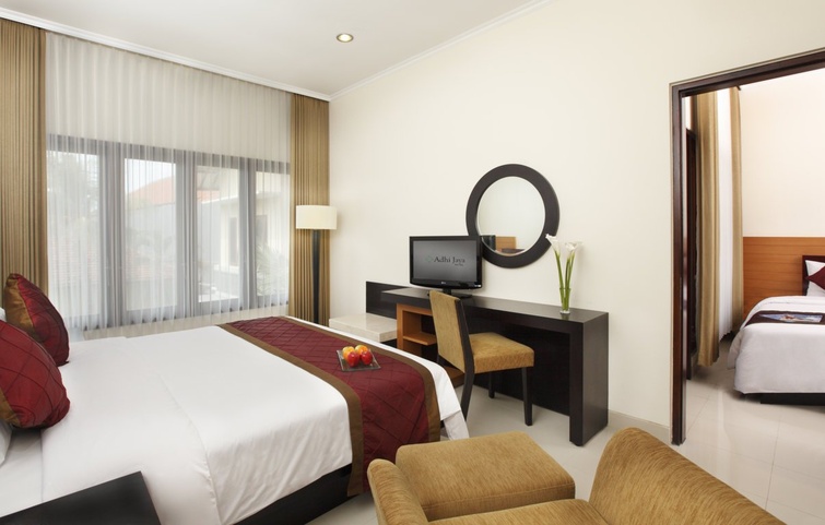 Adhi Jaya Hotel