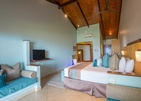 Coco De Mer Hotel And Black Parrot Suites