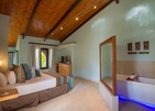 Coco De Mer Hotel And Black Parrot Suites