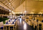 Adaaran Club Rannalhi Ресторан Мальдивы