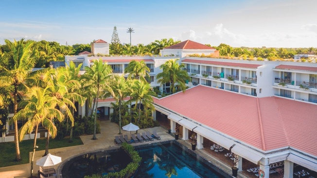 Mauricia Beachcomber Resort & Spa