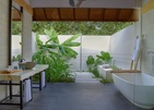 Emerald Faarufushi Resort & Spa
