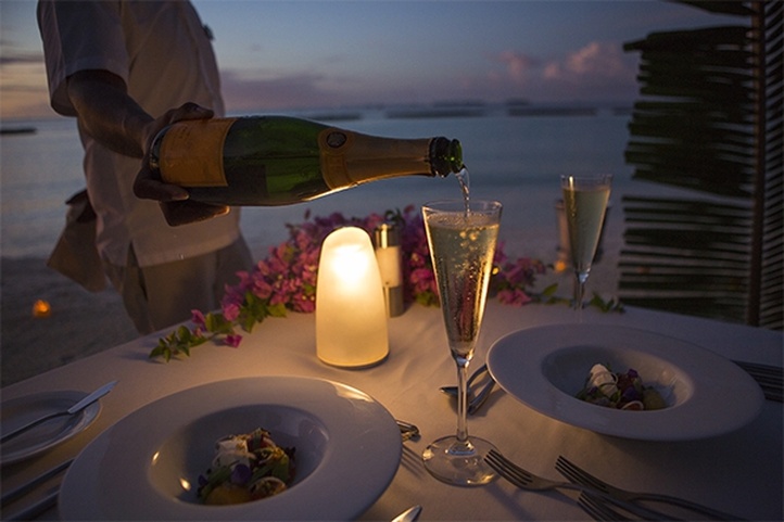 Niva Kurumba Maldives