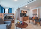 Hompton Hotel By The Beach