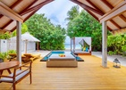 Furaveri Island Resort & Spa