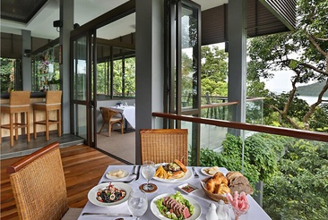 Ambong Pool Villas