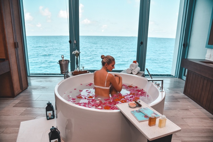 The Halcyon Private Isles Maldives, Autograph Collection (Ex.Raffles)