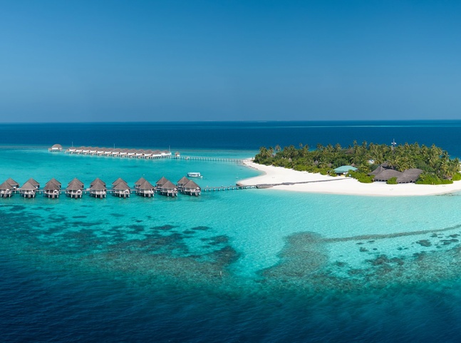 Angaga Island Resort & Spa