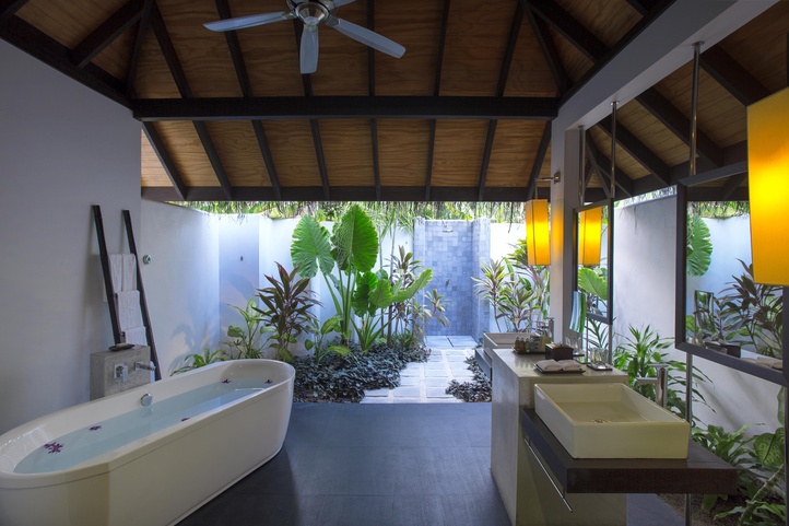 Niva Velassaru Maldives