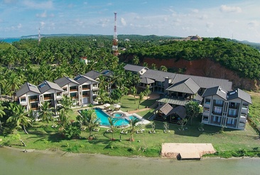Amaranthé Bay Resort & Spa