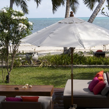 Dhevatara Beach Hotel