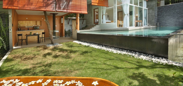 Ambong Pool Villas