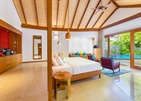 Furaveri Island Resort & Spa
