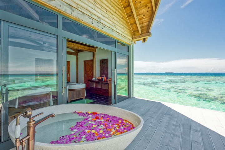 Kuredhivaru Resort And Spa (Ex.Movenpick Resort Kuredhivaru)