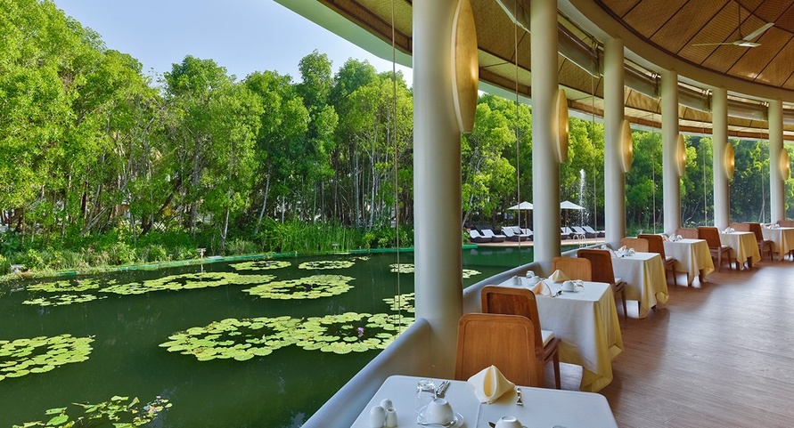 Dreamland -The Unique Sea & Lake Resort, Spa