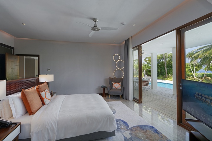 Niva Dhigali Maldives