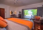 V Villas Maldives At Mirihi