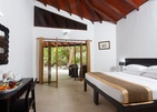 Embudu Village Resort