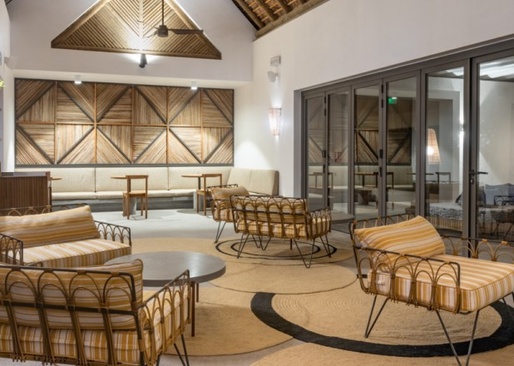 Sunrise Attitude Hotel