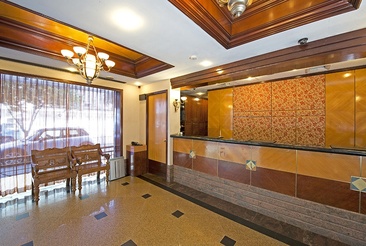 Hotel 81 Princess