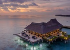 Grand Park Kodhipparu Maldives Вечерний Ресторан На Воде