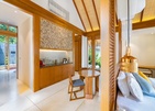 Furaveri Island Resort & Spa