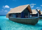 Como Cocoa Island Водная Вилла В Виде Лодки