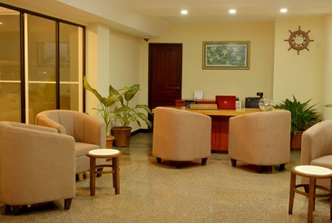 Champa Central Hotel