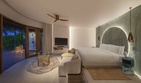 W Maldives