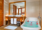 Kudafushi Resort & Spa