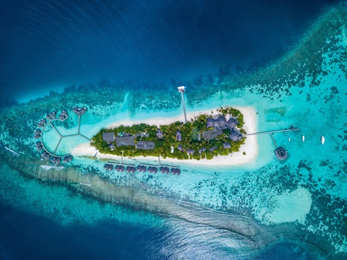 V Villas Maldives At Mirihi